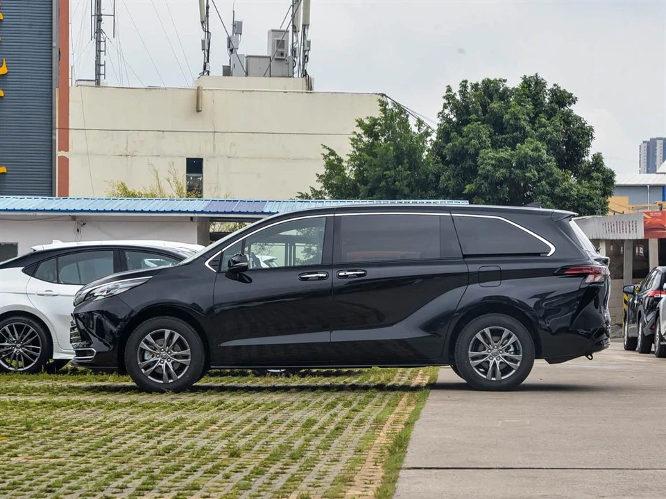 Toyota SIENNA 2.5L Dual-Engine Four-Wheel Drive Deluxe Edition suppliers